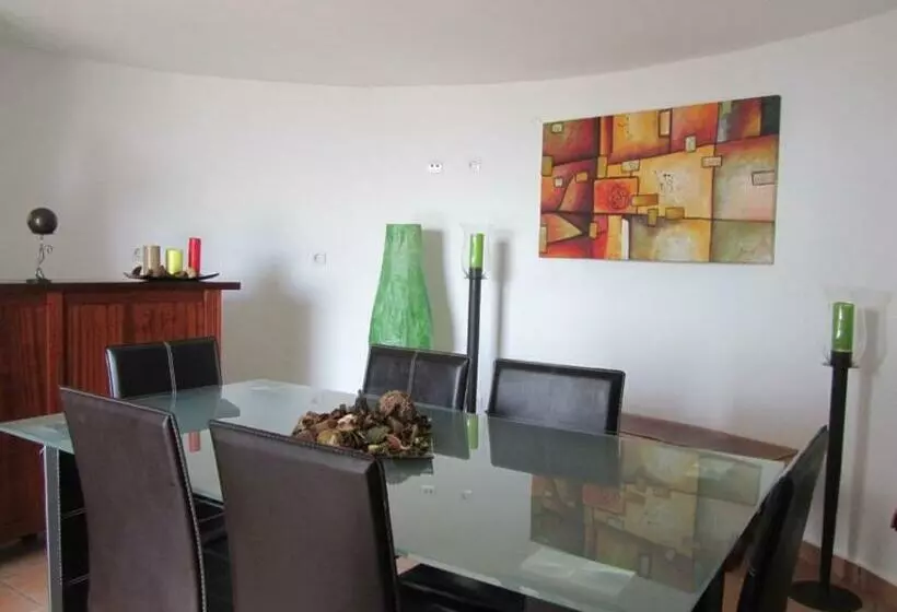 ویلای 1 خوابه, Casas De Mirobriga