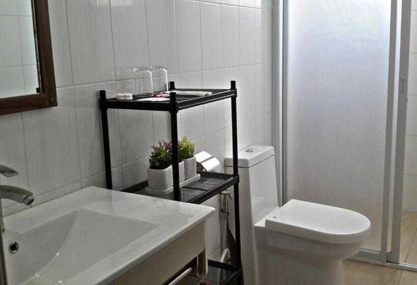 Стандартный Номер Кровать Кинг, Belian