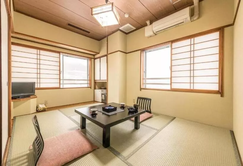 Standard-huone, Sumiyoshiya