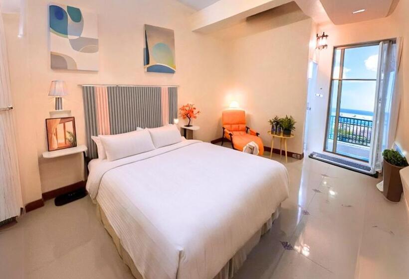 غرفة قياسية مزوَّدة بشُرفة, Ban Chang Pet Friendly Hotel By Scn