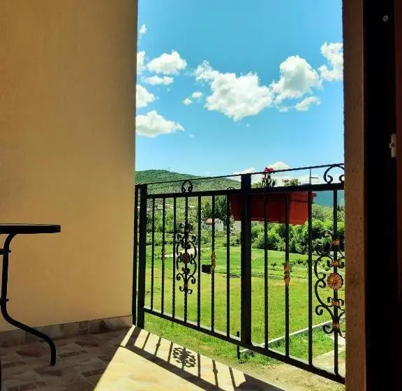 آپارتمان 1 خوابه با بالکن, Apartmani S.kilaći