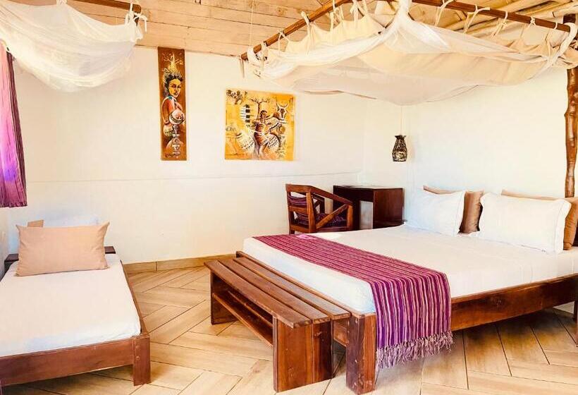 Triple Room Sea View, Vovo Telo Lodge