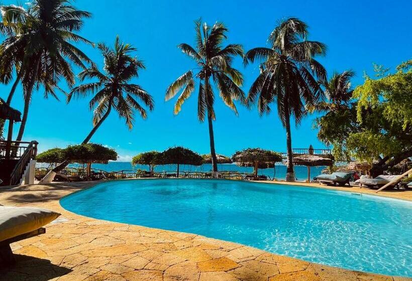 اتاق خانوادگی, Vovo Telo Lodge