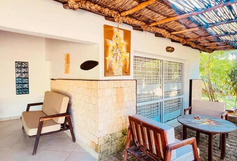 اتاق لوکس, Vovo Telo Lodge