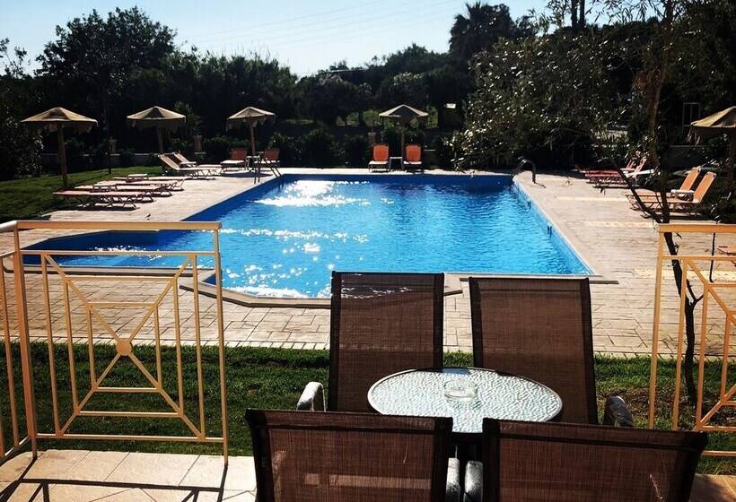 غرفة دوبلكس, Mythos Apts Rentit