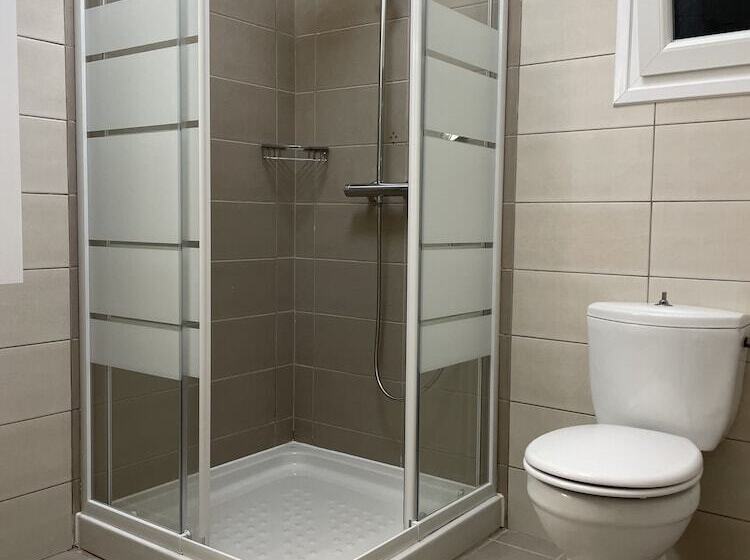 غرفة دوبلكس, Mythos Apts Rentit