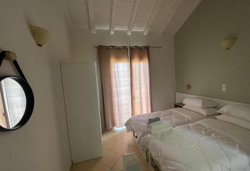 غرفة دوبلكس, Mythos Apts Rentit