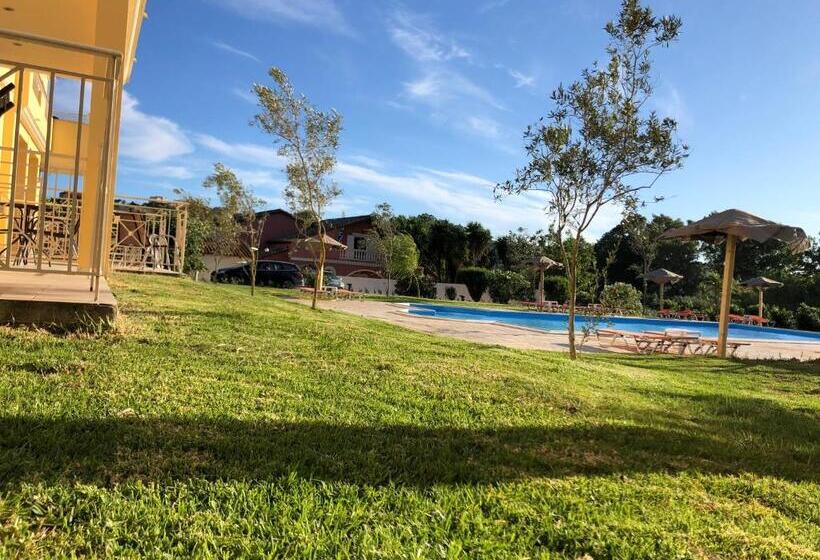 بنجلو ديلوكس, Mythos Apts Rentit