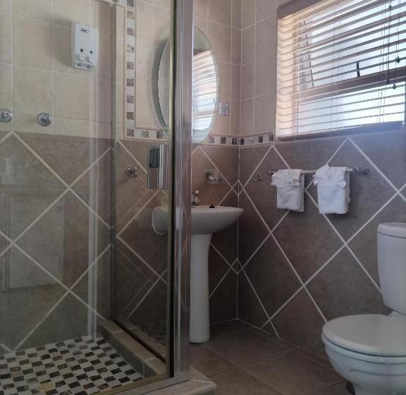 Номер Стандарт Вид на Сад, @47 Guest House