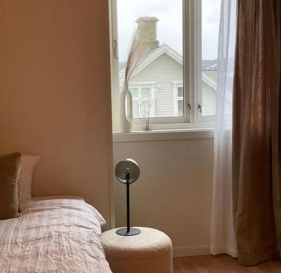 Standard Yhden Hengen Huone, Haugesund Urban
