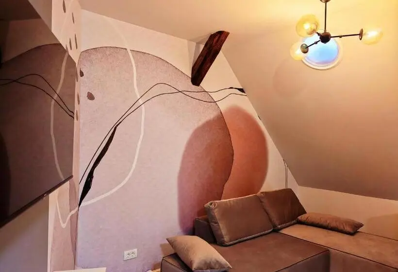 Pokój Czteroosobowy Premium, Leda Residence