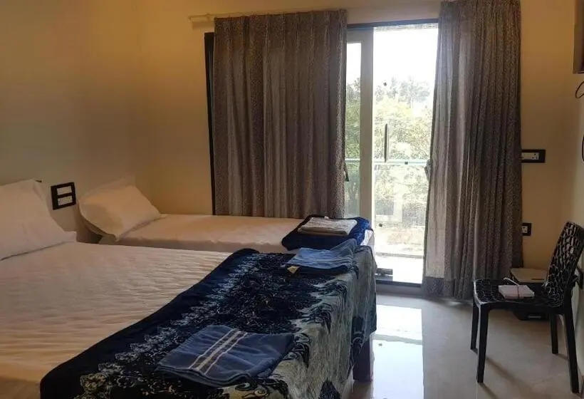 テラス付スタンダードルーム, Padmaa Hampi Echo Villa