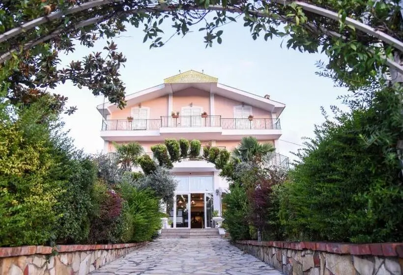 Standard Kolmen Hengen Huone, Restorant Halal Il Tramonto