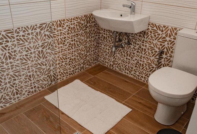 חדר דלוקס, July S Guest House