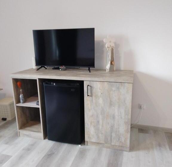 חדר דלוקס, July S Guest House