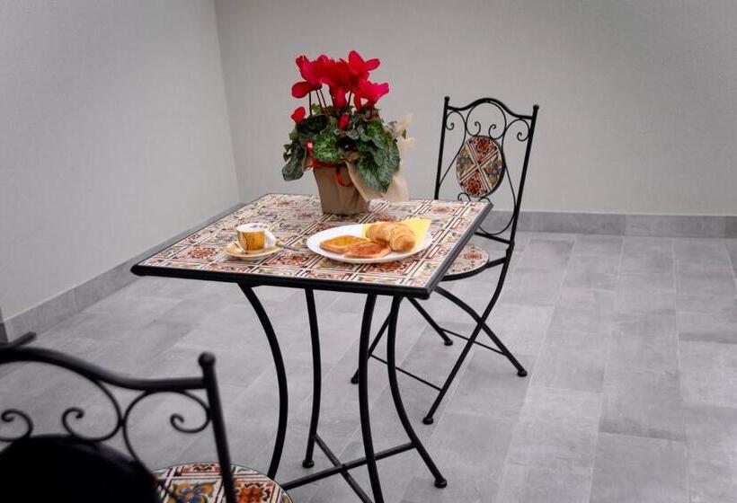 سوییت خانوادگی, Letagghjate Exclusive Rooms And Suites