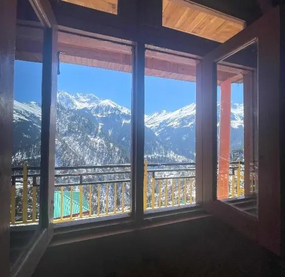 スイート（家族用）, Pahadi Bliss Hostel ,tosh