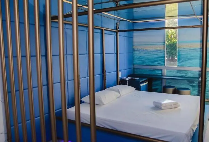 スイート, Refugius Motel/ Hotel De Rolante