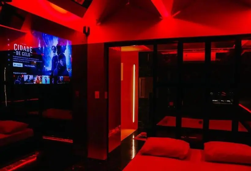 スイート, Refugius Motel/ Hotel De Rolante