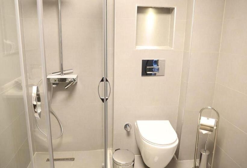 스탠다드 룸 킹사이즈 침대, The Yalı Konak Hotel İzmir