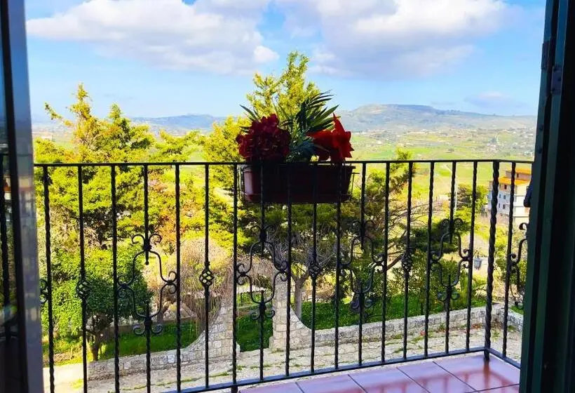 バルコニー付きスタンダードルーム, Country Sicily Home