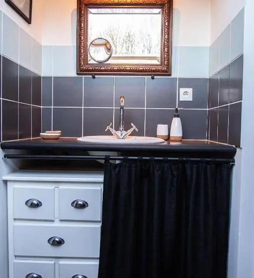 スタンダードトリプルルーム, Le Nid Du Massereau   Chambres D Hôtes Avec Piscine Près De Nantes Et Loire à Vélo