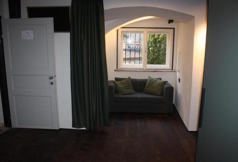 اتاق استاندارد, Pension Melk