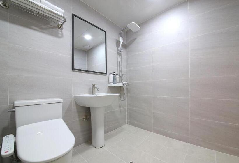 חדר סטנדרט, Mgm