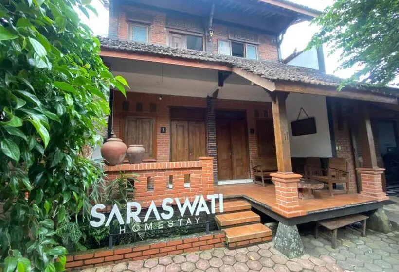 Standard-huone, Saraswati Traditional Homestay Temanggung Redpartner