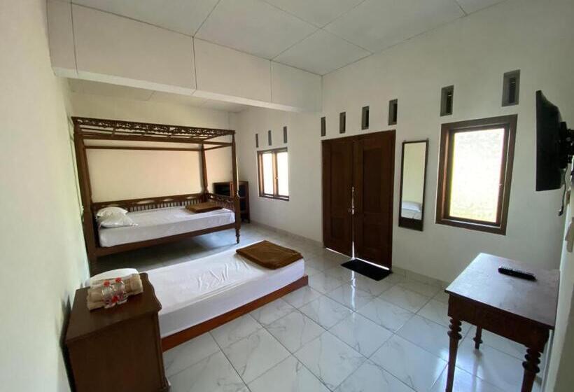 Семейный Номер, Saraswati Traditional Homestay Temanggung Redpartner