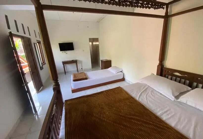Perhehuone, Saraswati Traditional Homestay Temanggung Redpartner