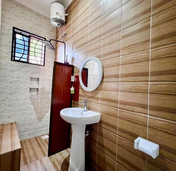 スタンダードスタジオ, The Legends Lodge