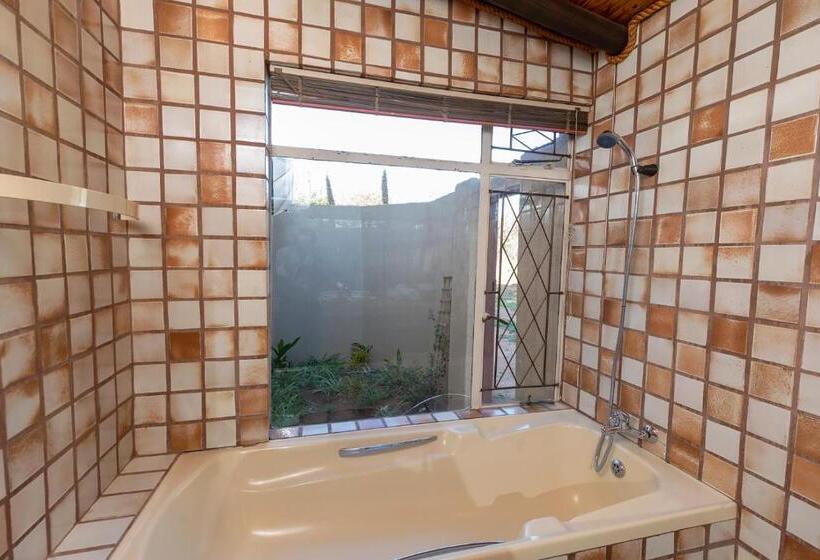 חדר דלוקס, The Pal Guest House