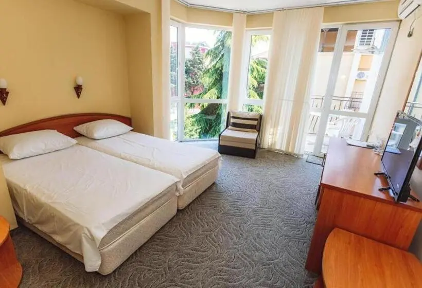Standard-huone Parveke, Adeti Residence