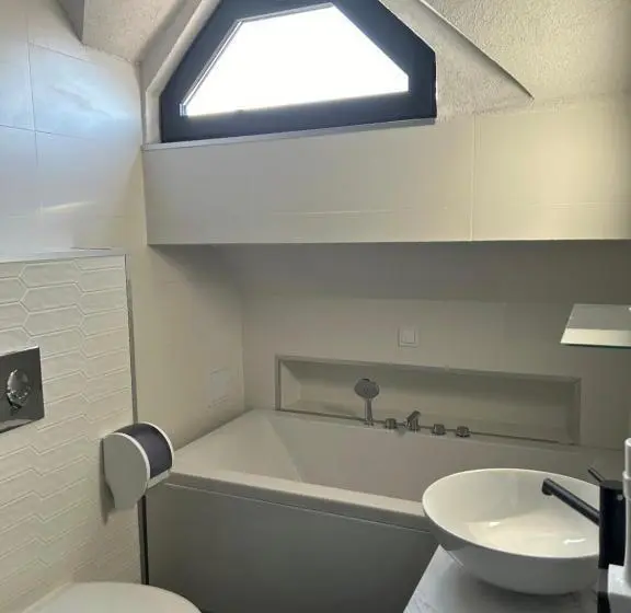 Standard-studio, Adeti Residence