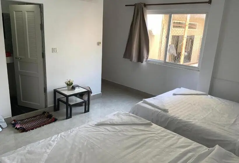 スタンダード４人部屋, Julieka’s Guesthouse