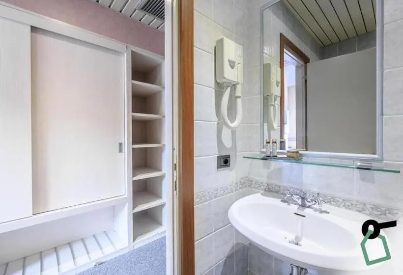エコノミールーム, Hotiday Room Collection   Stresa