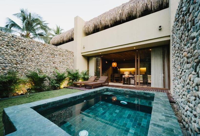 ‫فيلا غرفة نوم واحدة, Naio Hotel Y Villas