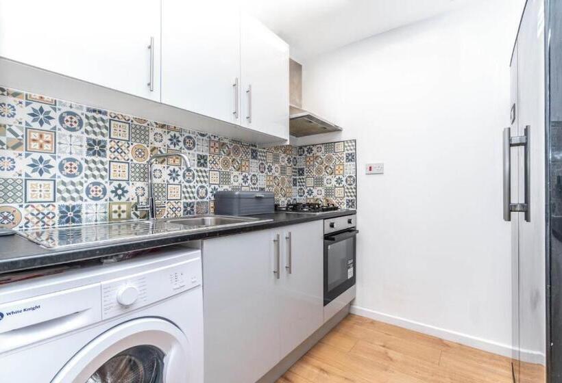 غرفة إقتصادية, Bright Guest House In Hackney