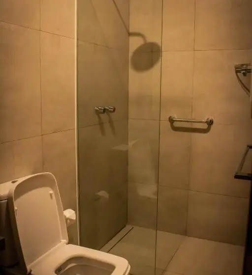 Economy Triple Room, La Casona