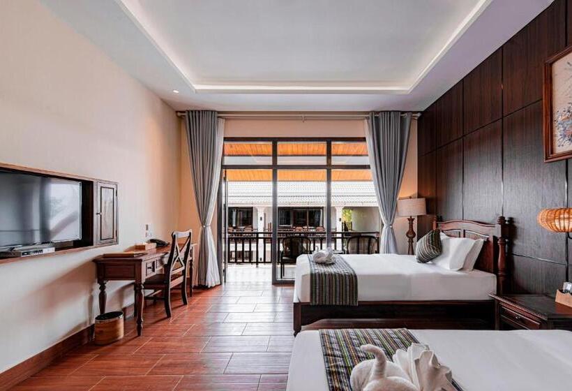 Номер Стандарт Вид на Сад, Relaxful Hotel泊岸酒店