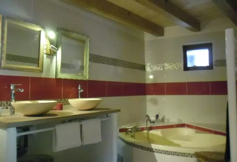 デラックスルーム, Bergerie De Lagarrigue