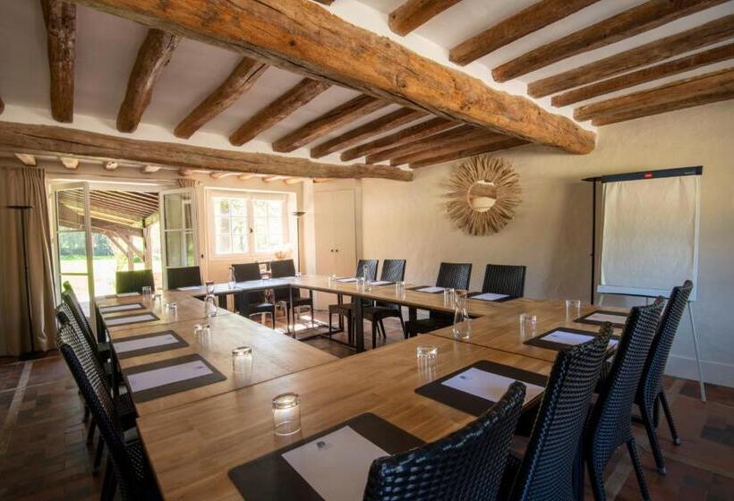 חדר סטנדרט לשלושה עם נוף לגינה, Moulin De Vilgris