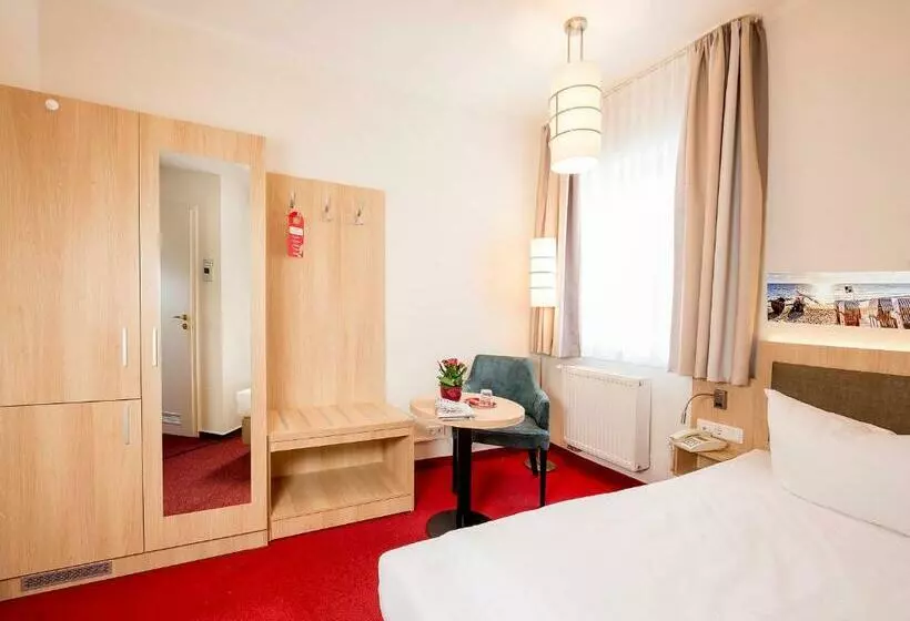 スタンダードシングルルーム, Garni Eden Hotels