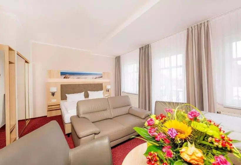 コンフォートトリプルルーム, Garni Eden Hotels