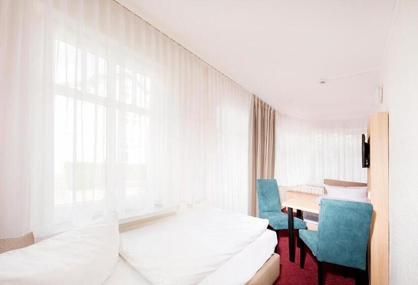 四人标准间, Garni Eden Hotels