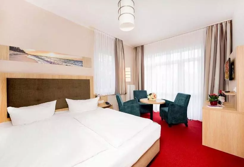 スタンダードトリプルルーム, Garni Eden Hotels
