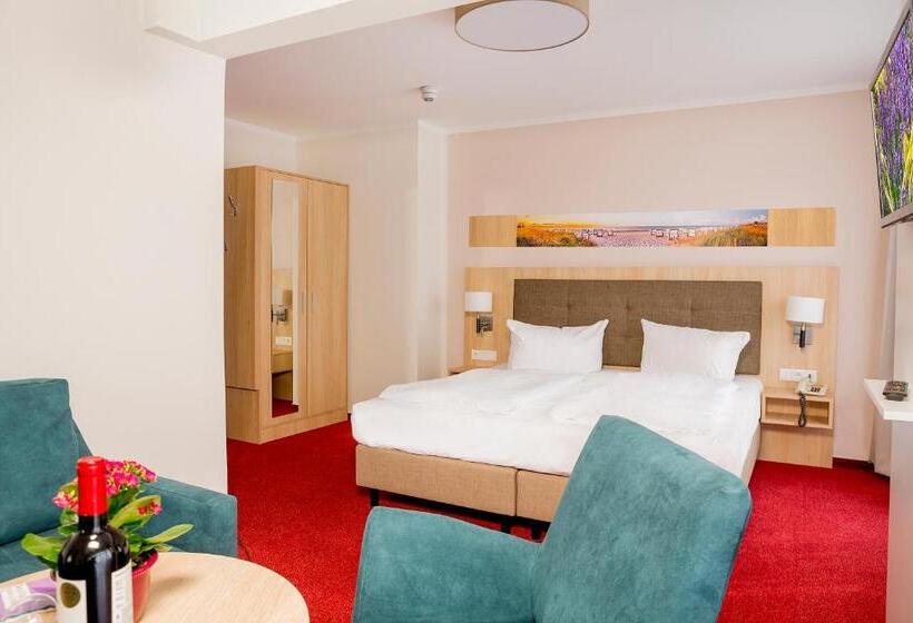 小型套房, Garni Eden Hotels