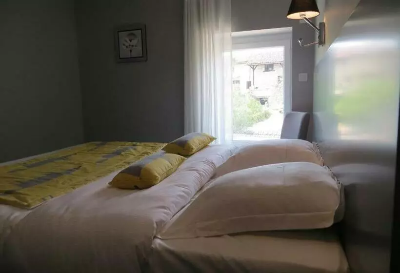 クラシックルーム, Auberge Bressane De Buellas
