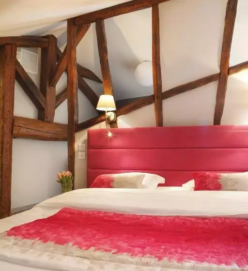 キングサイズベッドのジュニアスイート, Auberge Bressane De Buellas